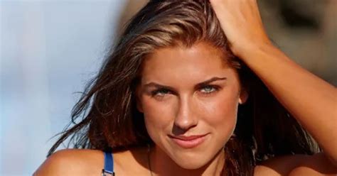 alex morgan hot|Alex Morgan’s Best Blue and White SI Swimsuit Looks in Guana。